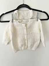 Set 3 teilig Weste 2 x Mützen