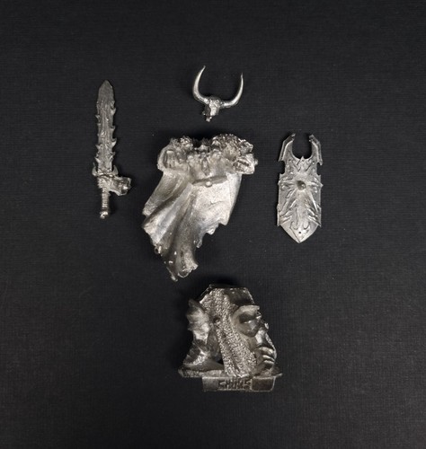 Warhammer archaon foot - on,