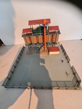 Kibri F424 und 4128, Kieswerk und Betonplatte, gebr., besp., Zustand 3-4