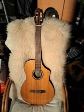 Line 6 Variax Gitarre elektrisch Sondermodell  PC inbuilt,  Acoustic 300 Series