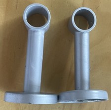 2 Wand- und Deckenhalter - Gardinenstange - Träger - grau/silber matt - Metall