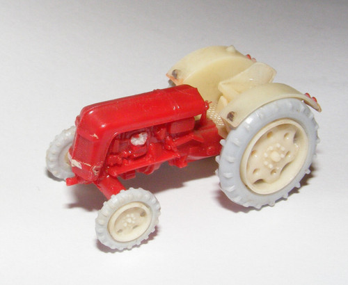 Ddr modellauto traktor - ddr,