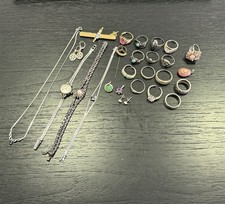 Vintage Und Antik Schmuck Konvolut  /835- 925er Silber Broschen Ringe / 102 gr.