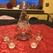 Schönes altes Likörset