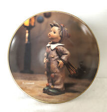 Sammelteller "Im Fastnachtskostüm" aus "Mit M.J. Hummel durch das ganze Jahr" 