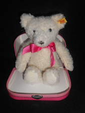 STEIFF TEDDY WEISS MIT KOFFER  MIT KNOPF UND FAHNE 673566