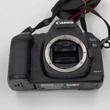 Canon EOS 5D Mark II 21.1MP