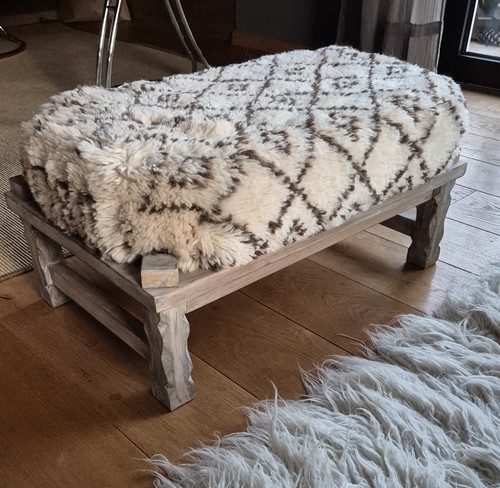 Hocker massivholz grau ottoman - hocker,