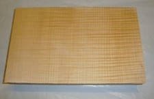 Riegelahornholz; 28 x 17 x 4,8