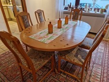 Massive Esstischgruppe Kiefer