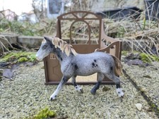 Schleich Pferd Repaint Breyer