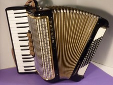 (A257) Akkordeon Hohner Concerto III , 5 Klangregister, gestimmt, Zustand:  gut!