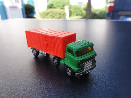 Tomica hino semi trayler - hino,