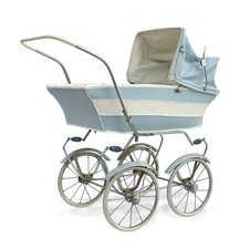 antiker Kinderwagen Retro Puppenwagen groß