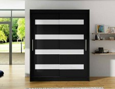 Moderner Schiebetürenschrank