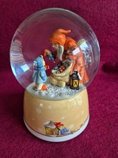 Hummel Schneekugel Nikolaustag