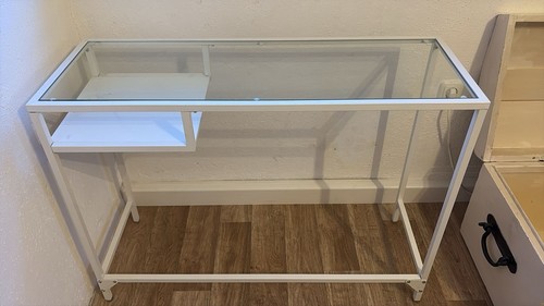 Ikea glastisch schminktisch - ,