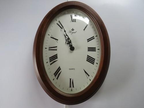 Dekorative ovale wanduhr - ovale,