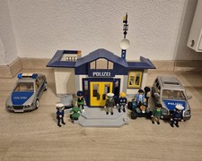 Playmobil Polizeistation 3165 mit Fahrzeugen und Zubehör