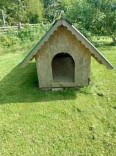 Große Hundehütte Aus Holz