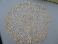 VINTAGE – Spitzendeckchen, gestrickt, crème, Baumwollmischung, Durchmesser 34 cm