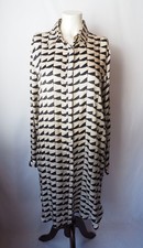 0039 Italy Silk Blend Button