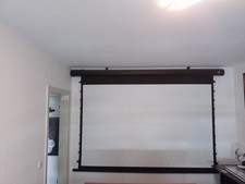 Beamer Leinwand Elektrisch Elite Screens 250 x 156cm 114" Bilddiagonale 2,90m
