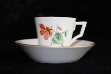 KPM - Königliche Porzellan Manufaktur Sammeltasse schönes Blumen Design