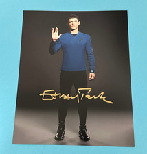 Ethan Peck   -  STAR TREK