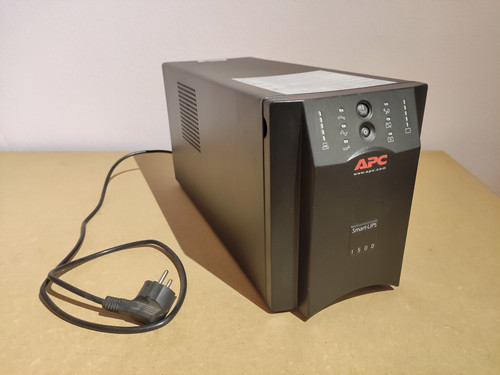 Apc smart ups - smart, dla1500i