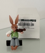 685/26 Sitzender Hase