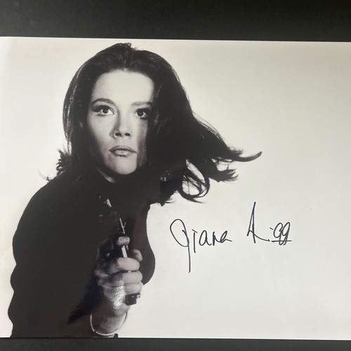 Diana rigg the avengers signed - rigg,