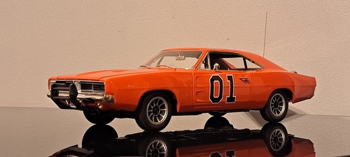 Maßstab dukes of - 1:18,