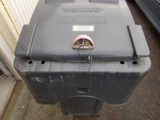 Abfalltonne Mülltonne 80 Liter gebraucht Eigentum grau mit Automatikschloss 