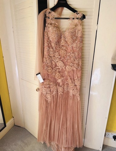 Wunderschönes kleid von - wunderschönes,