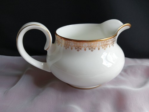Royal doulton gold lace - royal,