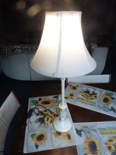 Moderne schöne tischlampe - moderne,