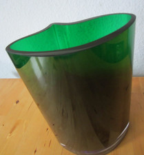 nuutajärvi ? Glas Vase Finland grün