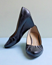 Keilpumps Gr. 40 schwarz Ariane Falten Absatz ca. 7,5 cm Keilabsatz High Heels