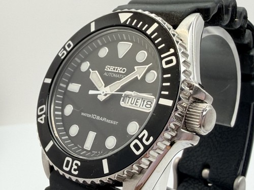 Fast neuwertig seiko skx031 - [fast,