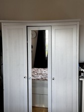 IKEA Kleiderschrank mit