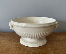 1x Wedgwood Queen’s Ware