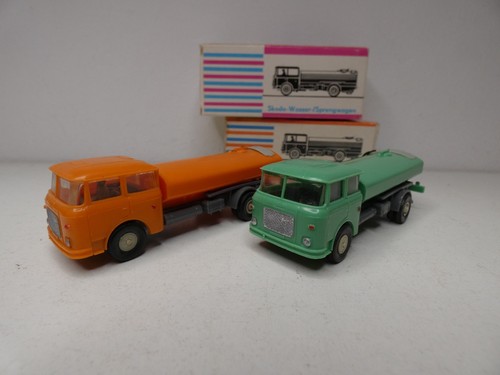 Skoda 706 sprengwagen von - 2x,