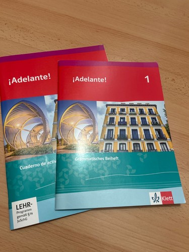 Spanisch buch adelante - spanisch,