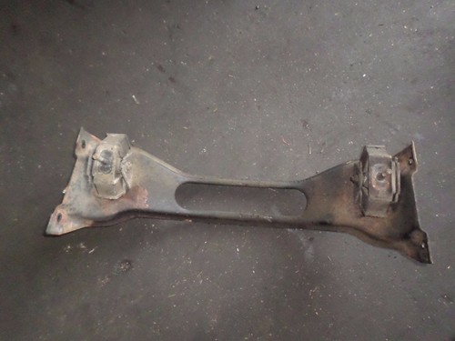 Getriebehalter mercedes 601 - getriebehalter,