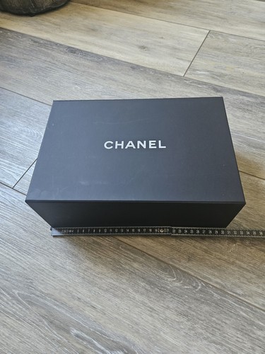 Chanel 31x21x12cm karton - ,