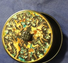  Deckeldose mit Jagdszenen, Gustav Heinkel Karlsruher Majolika