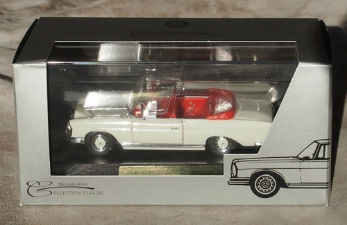 Mercedes 220 se cabrio - 1:43,