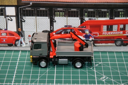 Herpa 315906 arocs - mb, m