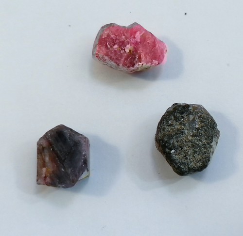 Korund set rohsteine - korund,